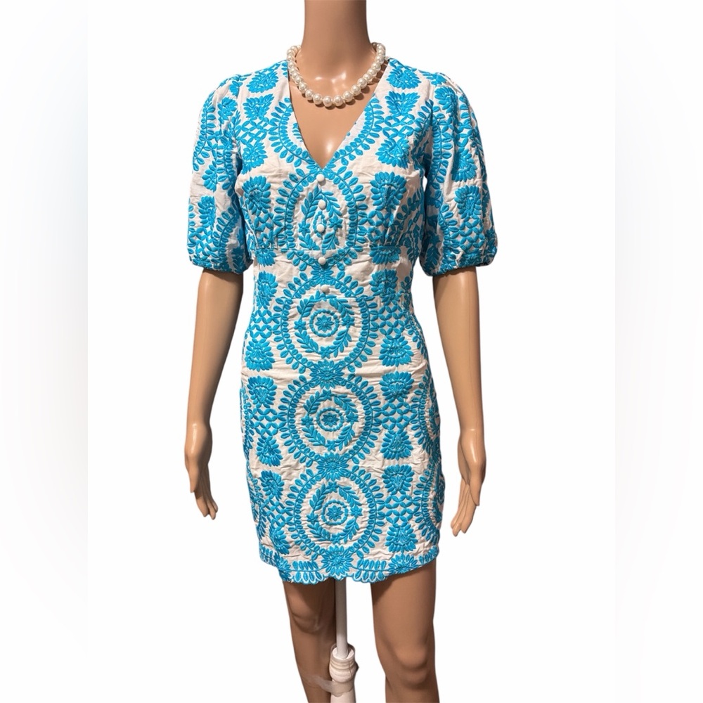 NWT Adelyn Rae Sz XS Short Sleeve V-Neck Printed Sheath Dress Cotton Embroidered